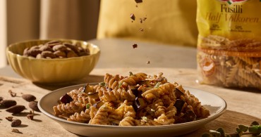 Recept Fusilli Pesto Rosso aubergine ricotta Grand'Italia